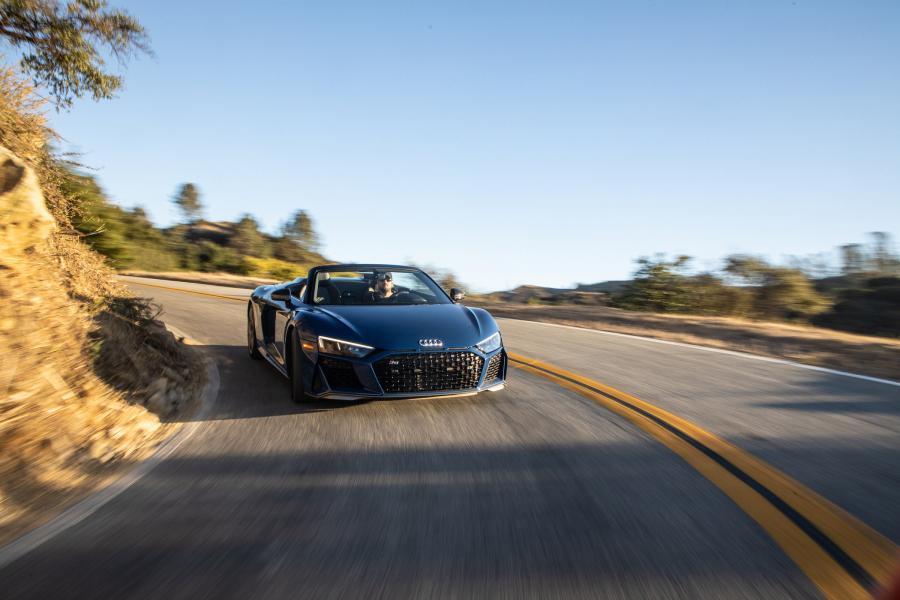  Audi R8 V10 Performance Spyder 2019 года  (NA) (фото 8 из 46)